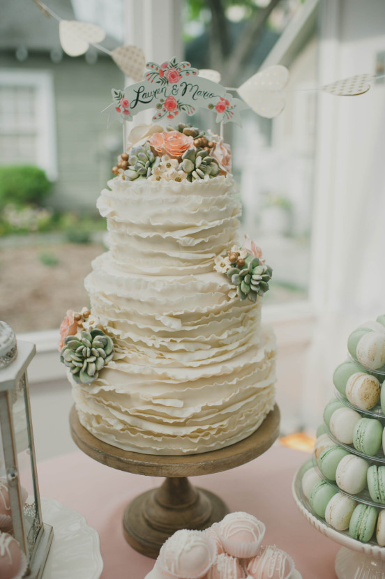 Aside from the bride, this cake was the show stopper of the night. Beautiful work from the ladies at Sugary and Chic Cake Boutique. 