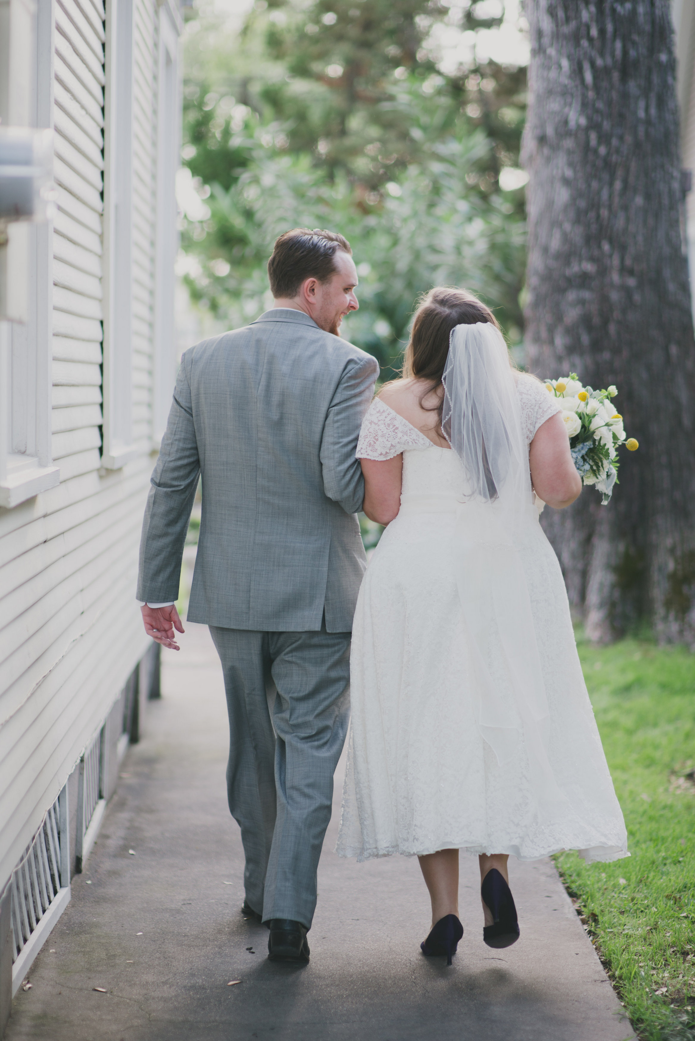 View More: http://sarahmckenziephoto.pass.us/cira-cameron-wed