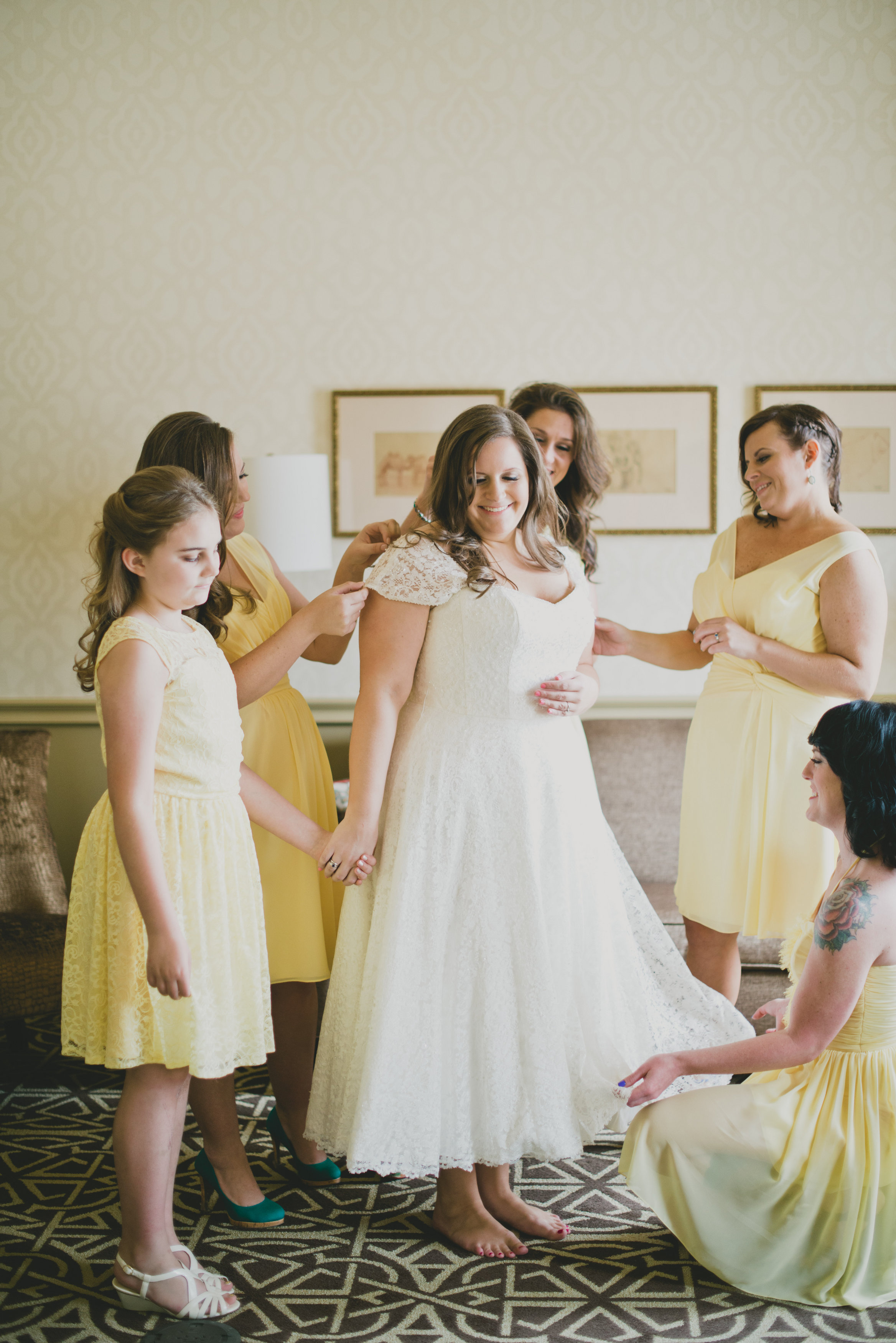 View More: http://sarahmckenziephoto.pass.us/cira-cameron-wed